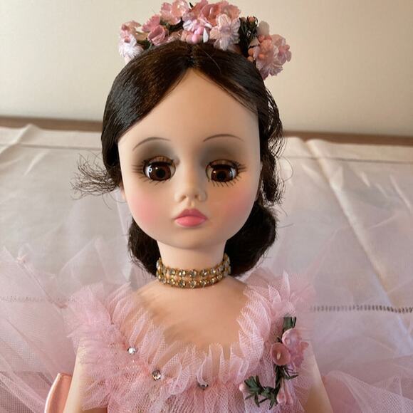 Vintage 80s Madame Alexander 17" Elise Ballerina #1652 (1984-85) Brunette - Picture 6 of 7